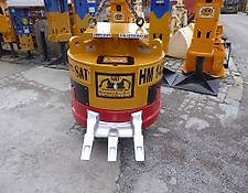 Zanetti SAT - Magnet / Hydraulik-Abbruch-Magnet HM 14/25 AZ - AZ: für Adapterplatte, mit 3 Zähnen - Bagger: 14t-25t - Magnet-Leistung 5,5KW 220V