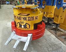 Zanetti SAT - Magnet / Hydraulik-Abbruch-Magnet HM 22/35 AZ - AZ: für Adapterplatte, mit 3 Zähnen - Bagger: 22t-35t - Magnet-Leistung 9KW 220V