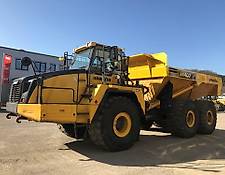 Komatsu HM 400-3