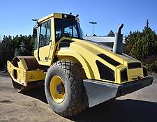 Bomag single drum compactor BW 213 DH-4